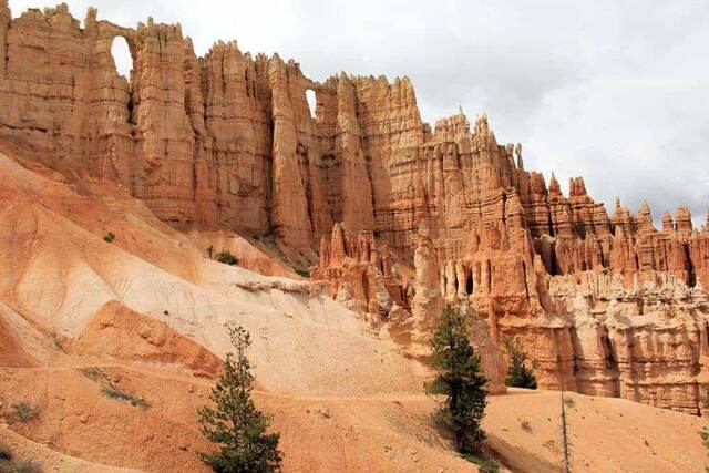 Peekaboo Loop Trail - Bryce Canyon