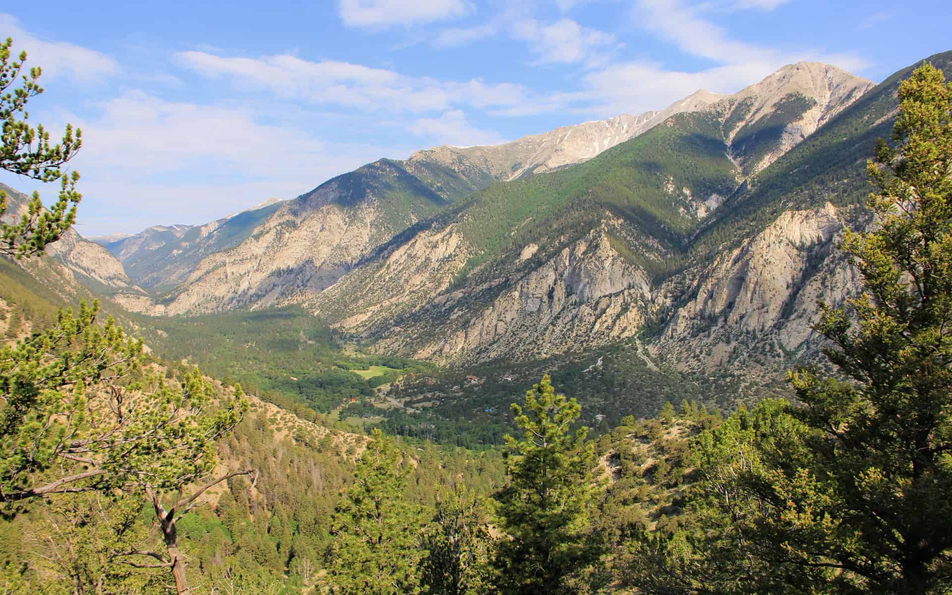Looking west on the Chalk Creek Trail